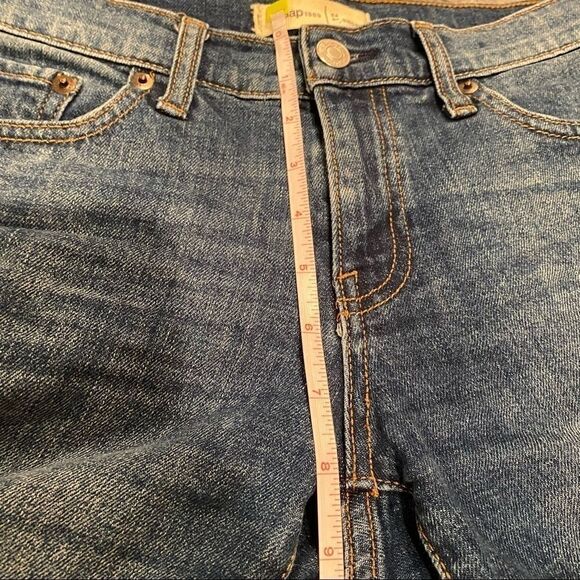 GAP Jean 5”Shorts Sz 24 Distressed Cuffed Leg - Picture 6 of 12